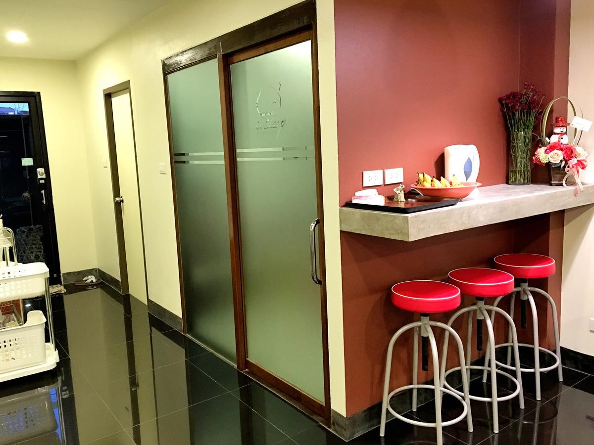 U Sleep Chiangmai Hotel Chiang Mai Bagian luar foto
